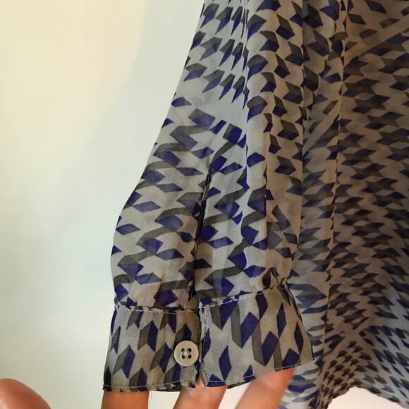 Banana Republic Blouse Womens Lightweight Houndstooth Pleated Grey Blue Purple M - Picture 7 of 8